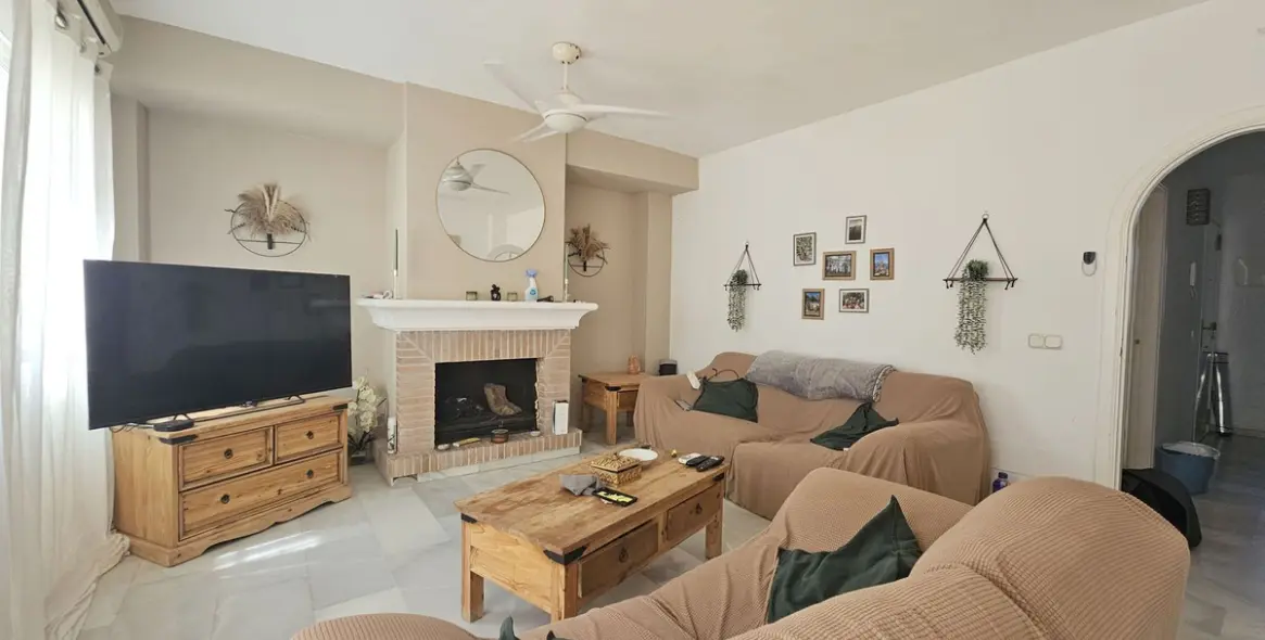 Sale of semi-detached house in Atalaya 4