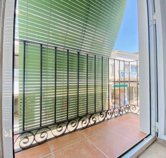 Продажа апартаментов на среднем этаже в Marbella