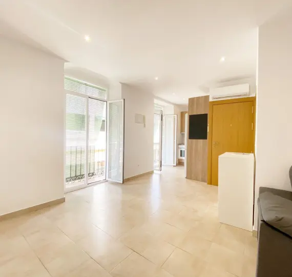 Продажа апартаментов на среднем этаже в Marbella