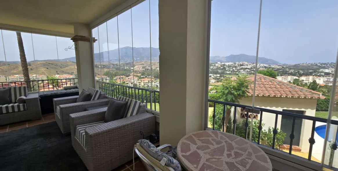 Sale of ground floor apartment in La Cala Hills 5