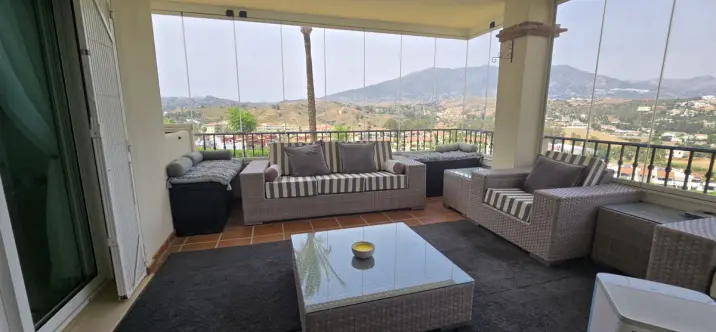 Продажа апартаментов на первом этаже в La Cala Hills 2