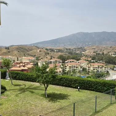 Продажа апартаментов на первом этаже в La Cala Hills