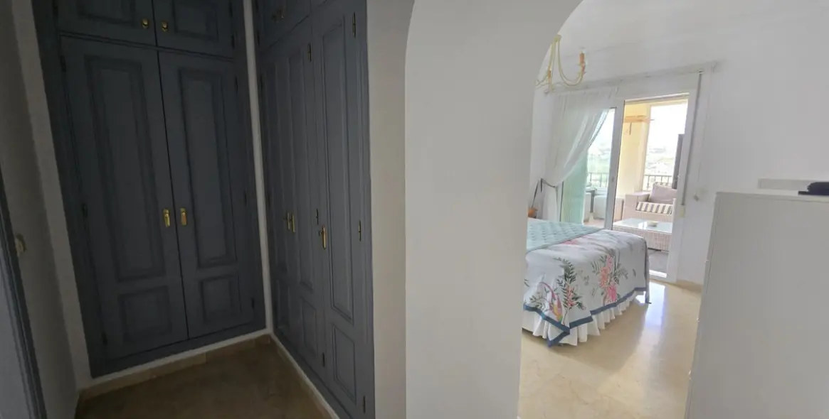 Продажа апартаментов на первом этаже в La Cala Hills 17