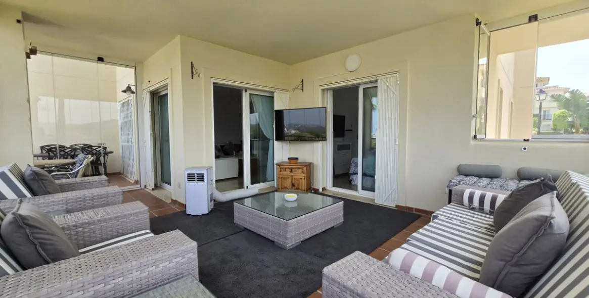 Продажа апартаментов на первом этаже в La Cala Hills 26