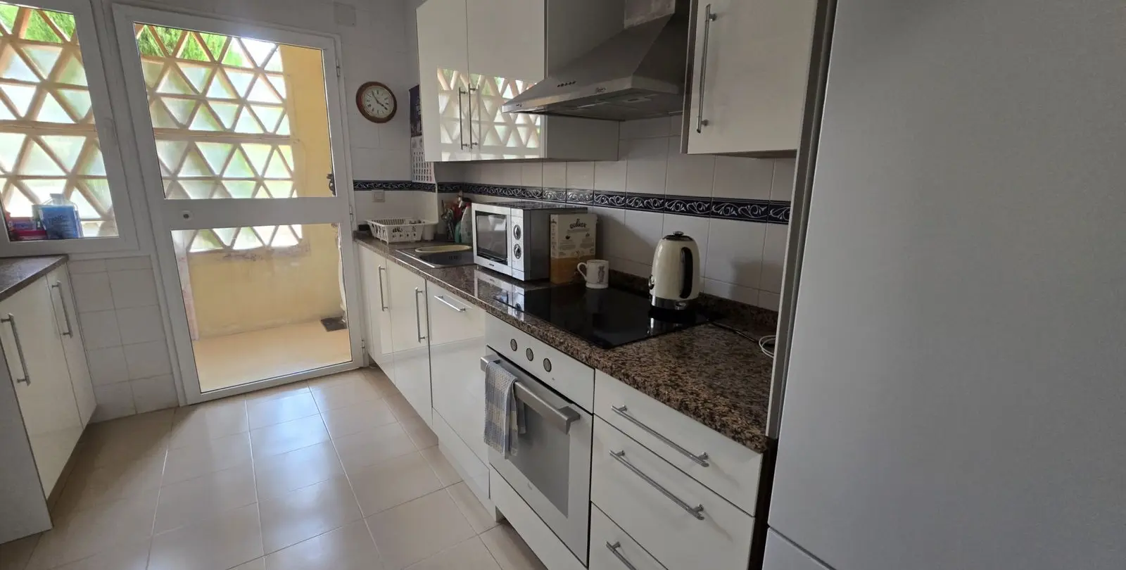 Venta de apartamento en planta baja en La Cala Hills 16