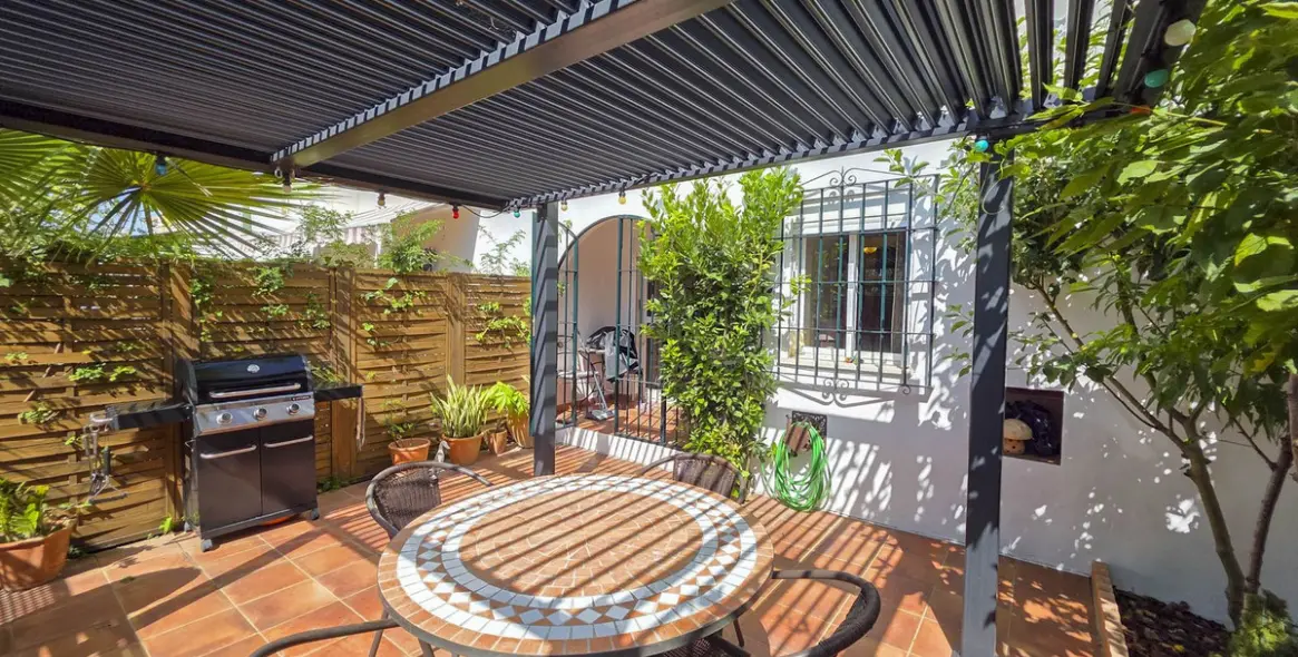 Sale of townhouse in Casares Playa 3