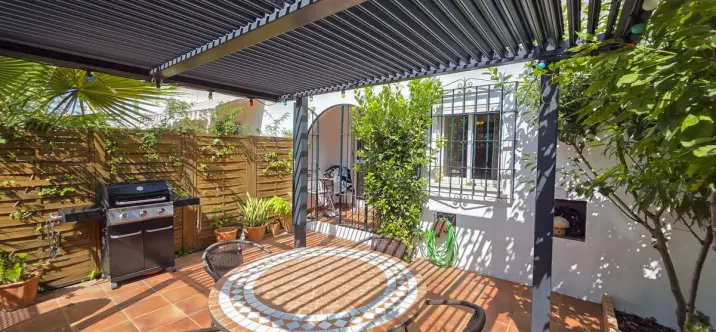 Sale of townhouse in Casares Playa 2