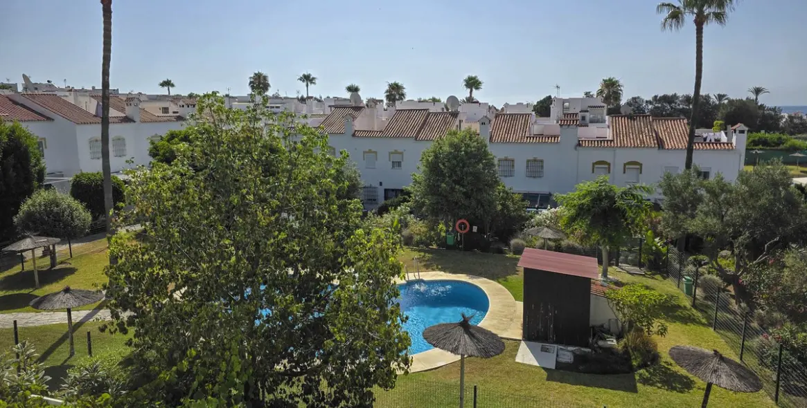 Продажа таунхауса в Casares Playa 38