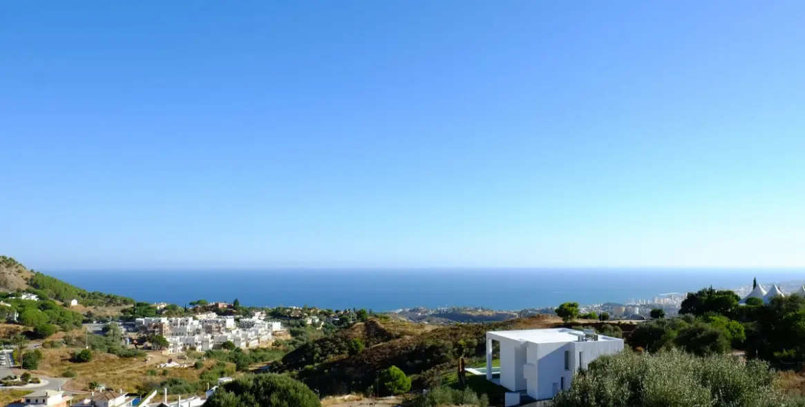 Продажа  жилого участка в Mijas 6