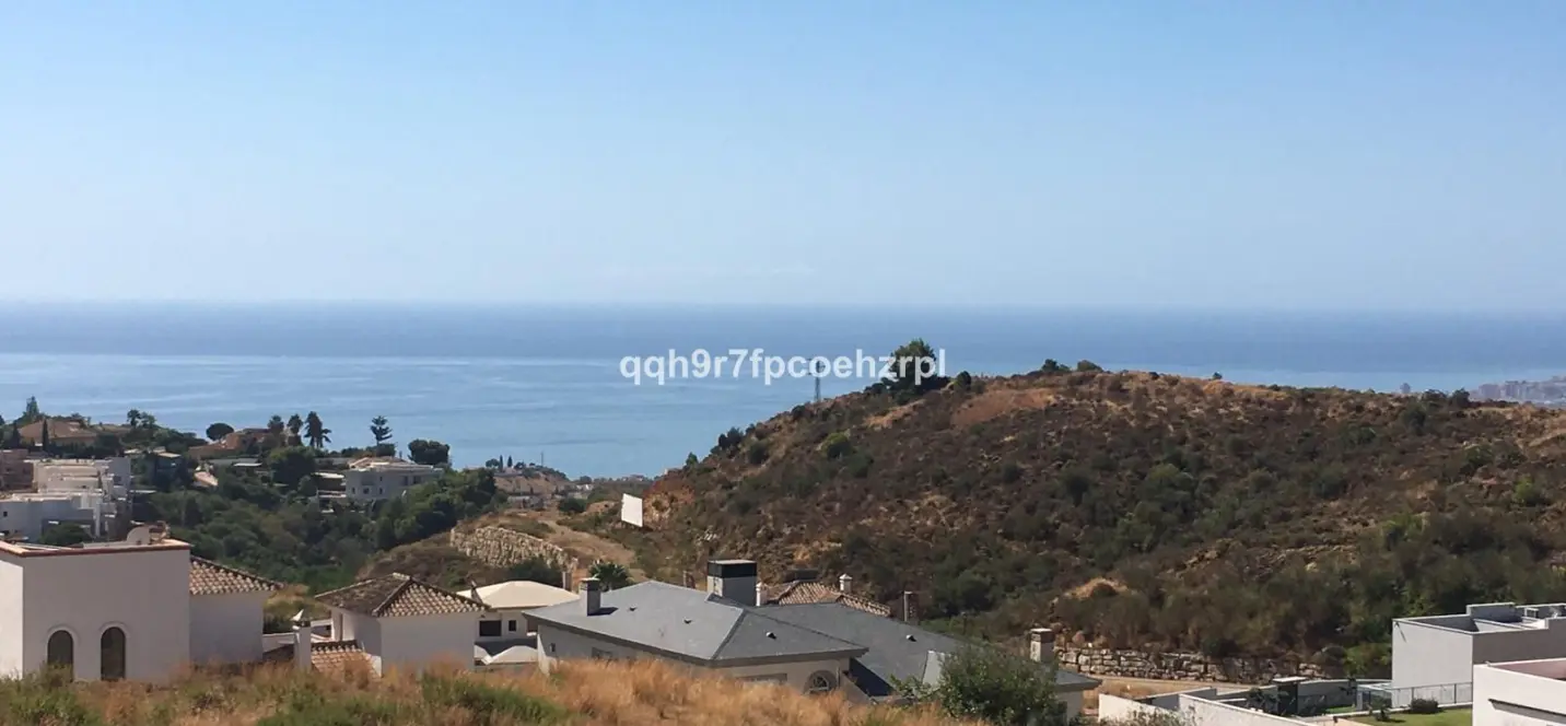 Venta de parcela residencial en Mijas 1