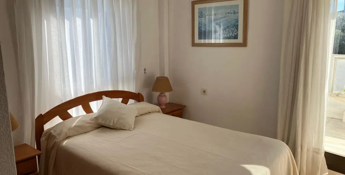 Sale of penthouse duplex in Elviria 9