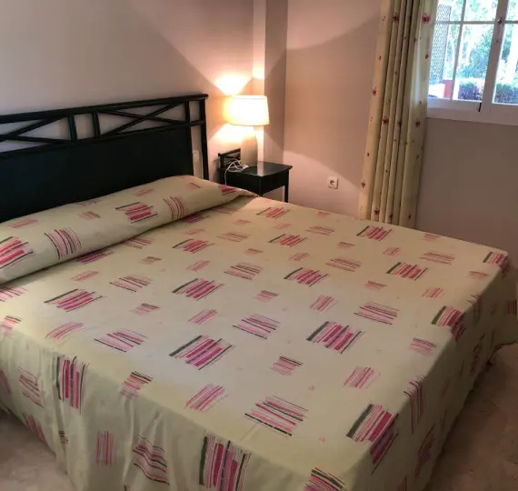 Sale of ground floor apartment in Elviria