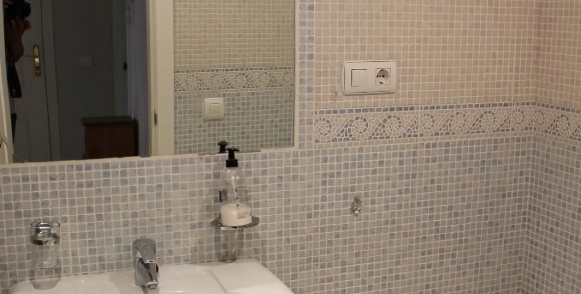 Sale of ground floor apartment in Elviria 9