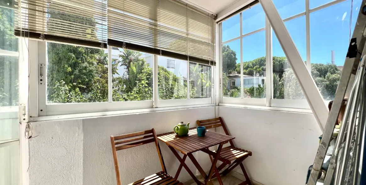 Sale of penthouse in Elviria 2