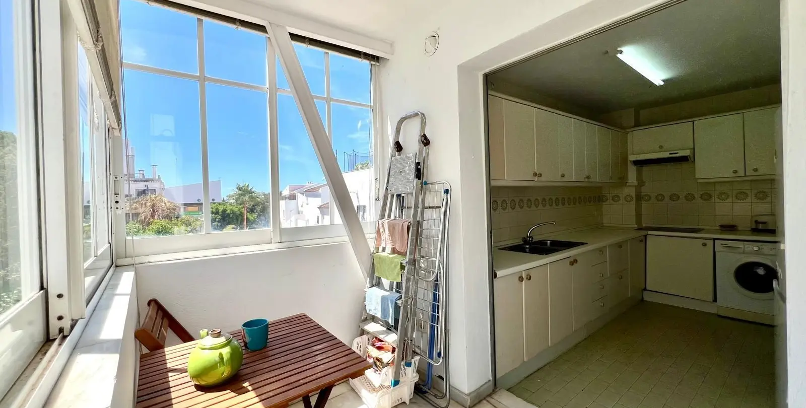 Sale of penthouse in Elviria 1