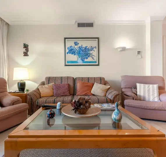 Sale of ground floor apartment in Nueva Andalucía