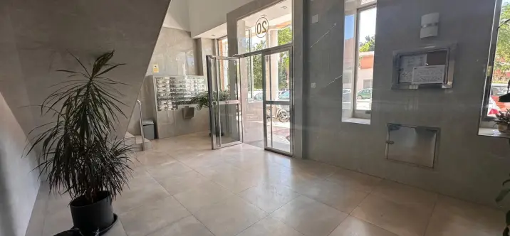 Sale of middle floor apartment in El Torcal 3