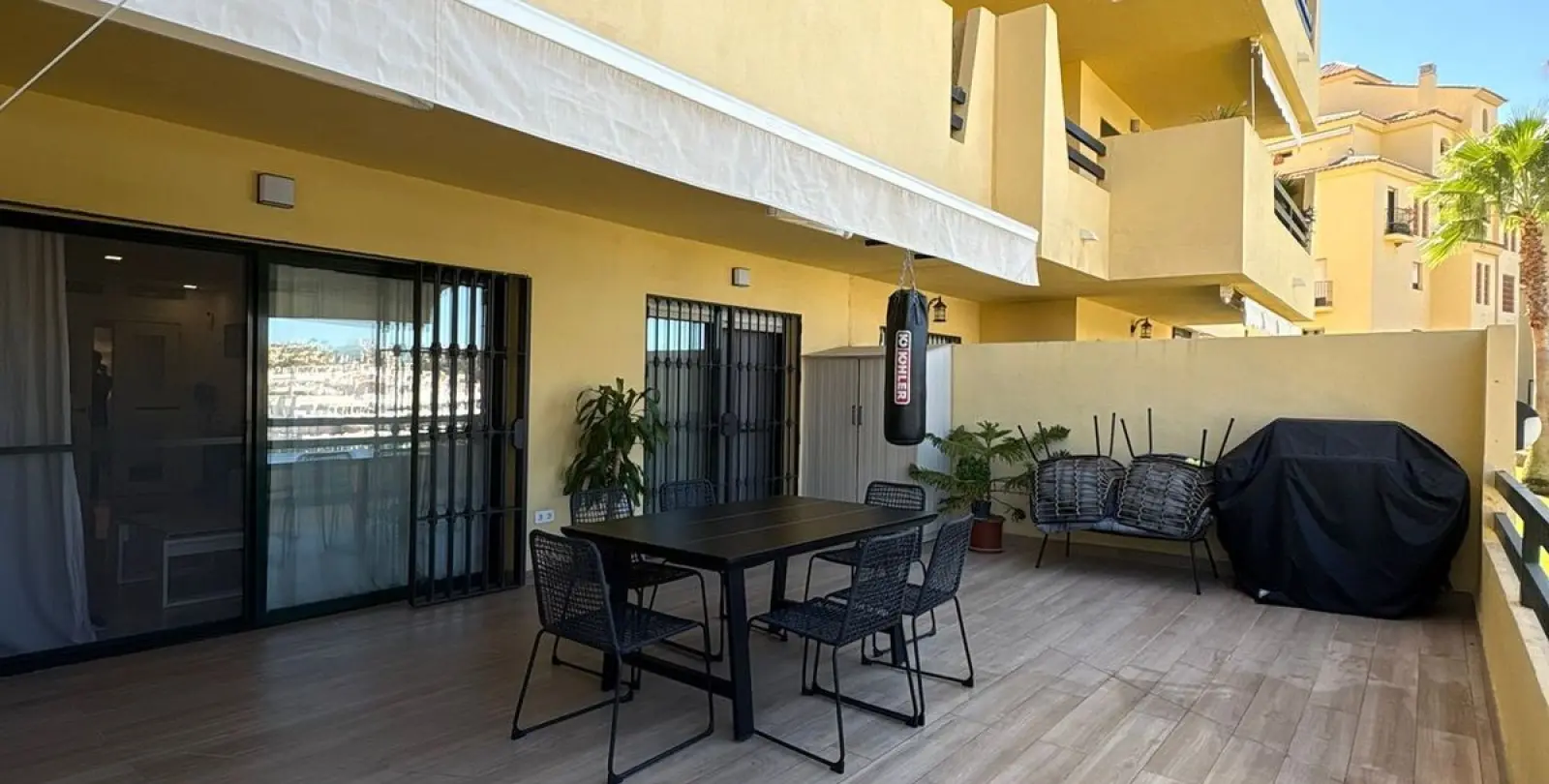 Продажа апартаментов на первом этаже в Estepona 15