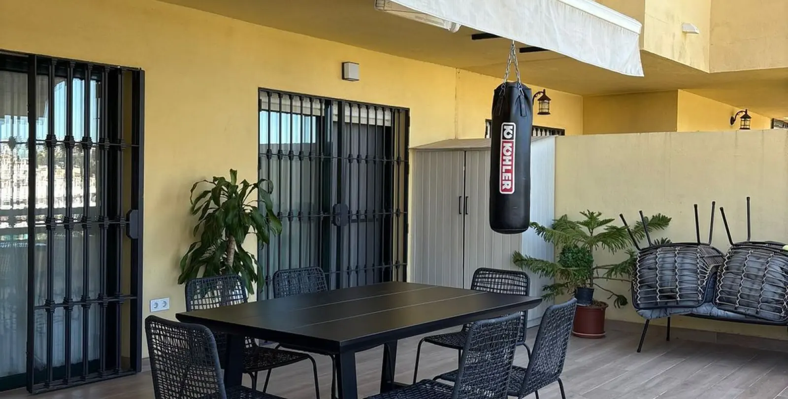 Продажа апартаментов на первом этаже в Estepona 23