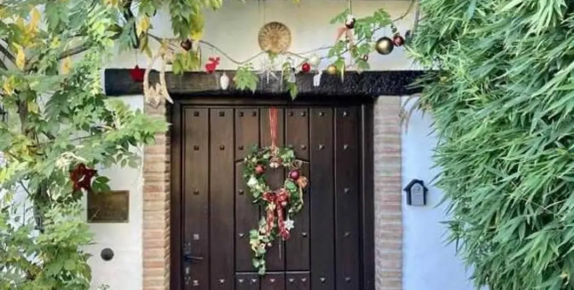 Sale of apartment complex in Benalauría 8