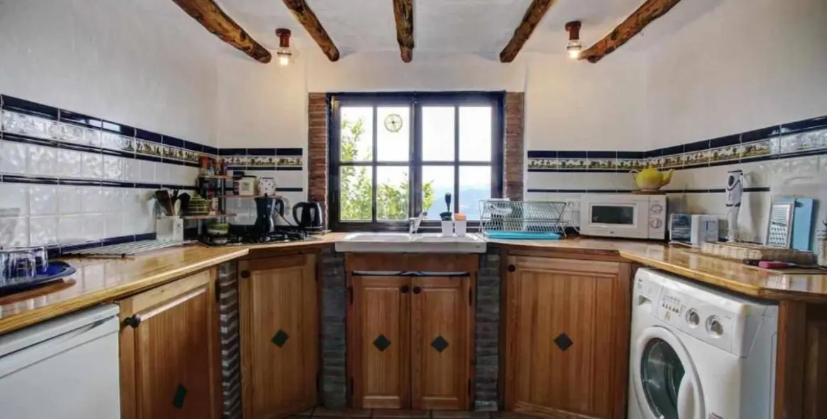 Продажа апартаментного комплекса в Benalauría 48