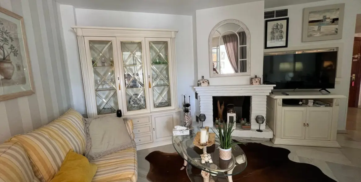 Продажа апартаментов на среднем этаже в Benalmadena 7