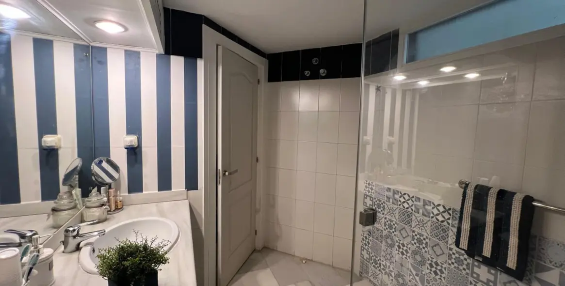 Продажа апартаментов на среднем этаже в Benalmadena 11