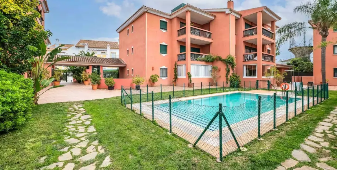 Продажа апартаментов на среднем этаже в Marbesa 1