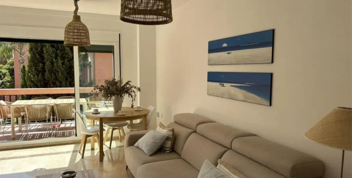 Продажа апартаментов на среднем этаже в Marbesa 3