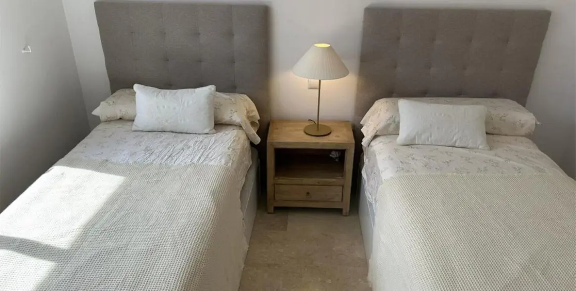 Продажа апартаментов на среднем этаже в Marbesa 15