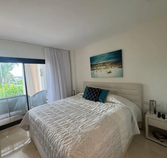 Апартаменты на первом этаже R5167105