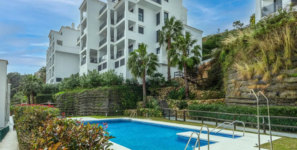 Sale of ground floor apartment in La Duquesa 1