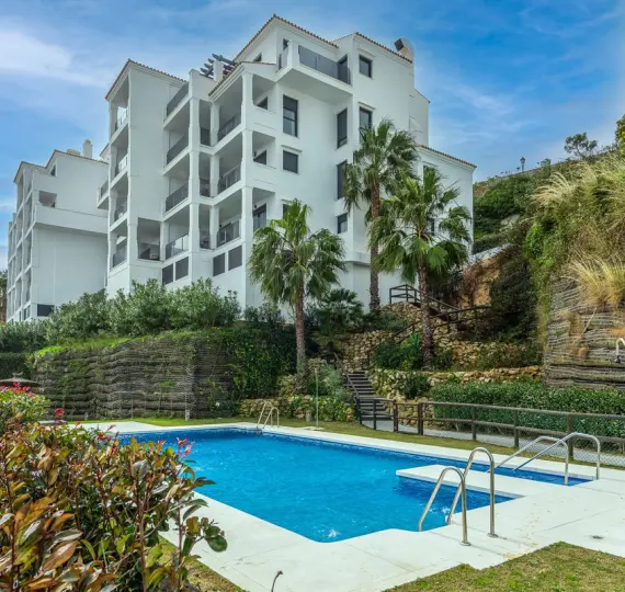 Sale of ground floor apartment in La Duquesa