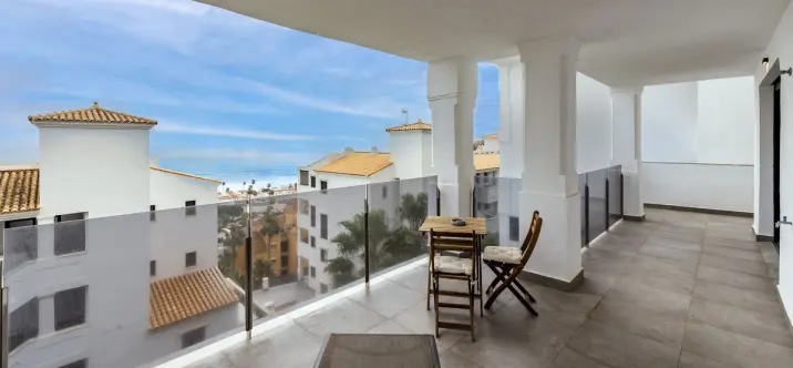 Sale of ground floor apartment in La Duquesa 3