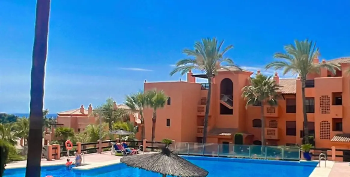 Продажа апартаментов на первом этаже в Benahavís 4