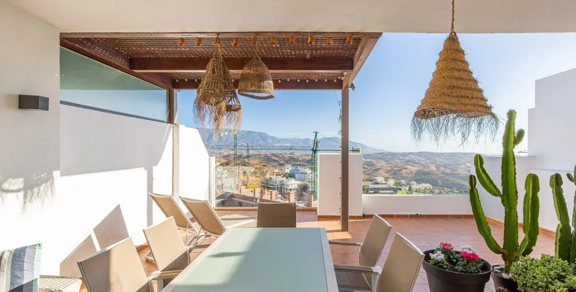 Продажа апартаментов на среднем этаже в La Cala de Mijas 2