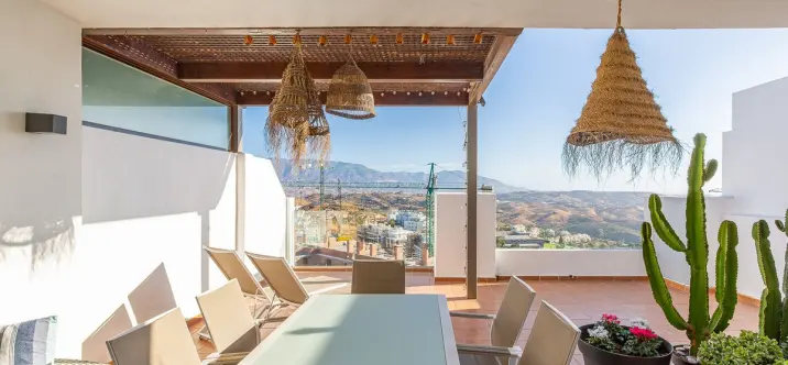 Продажа апартаментов на среднем этаже в La Cala de Mijas 1