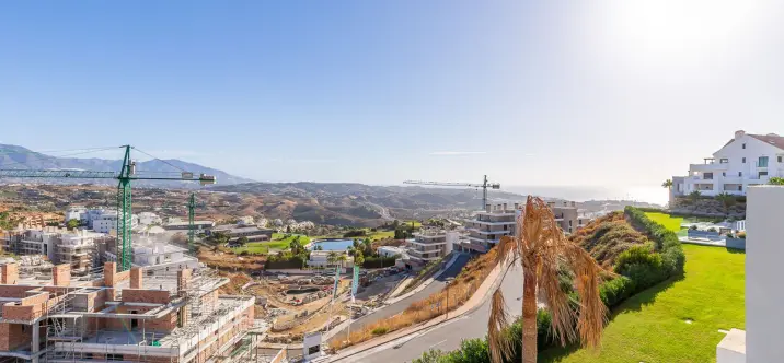 Продажа апартаментов на среднем этаже в La Cala de Mijas 3