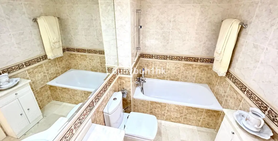 Продажа апартаментов на среднем этаже в Fuengirola Centro 20