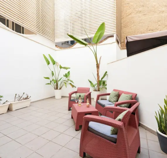 Sale of middle floor apartment in Málaga