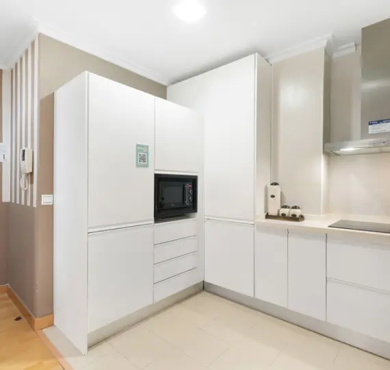 Sale of middle floor apartment in Málaga