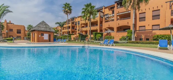 Sale of ground floor apartment in Atalaya 0