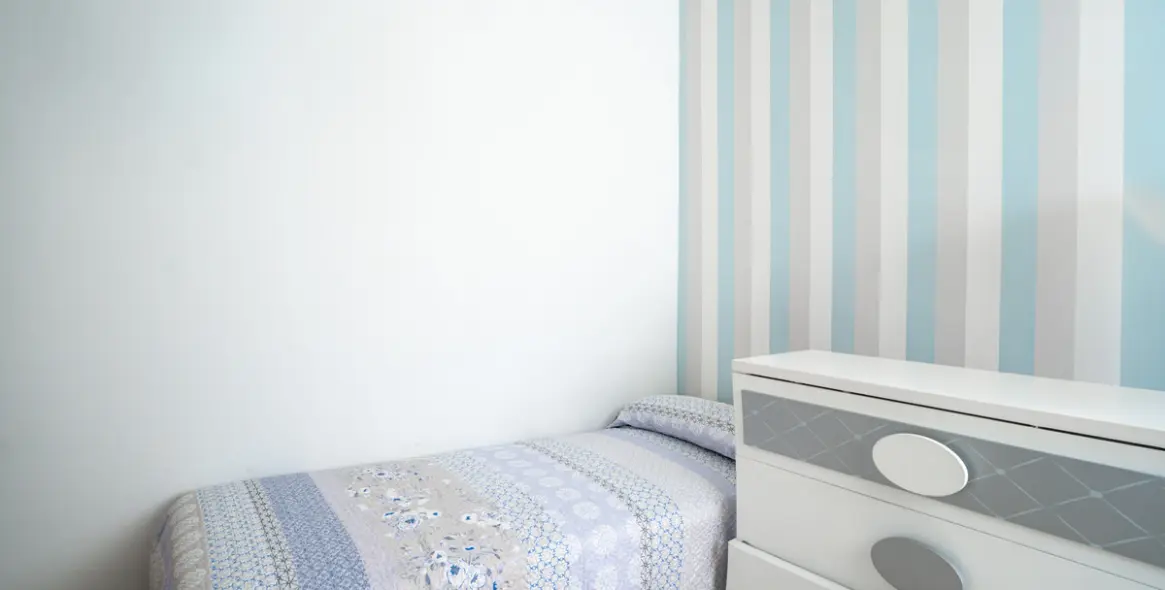 Sale of penthouse duplex in Estepona 11