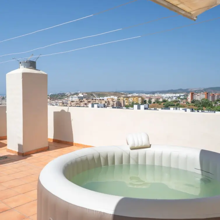 Venta de ático dúplex en Estepona