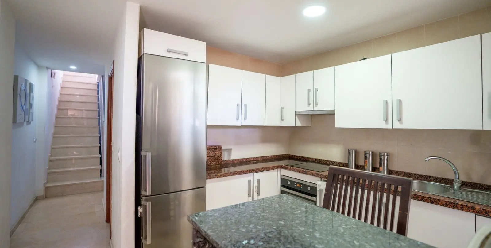 Venta de ático dúplex en Estepona 3