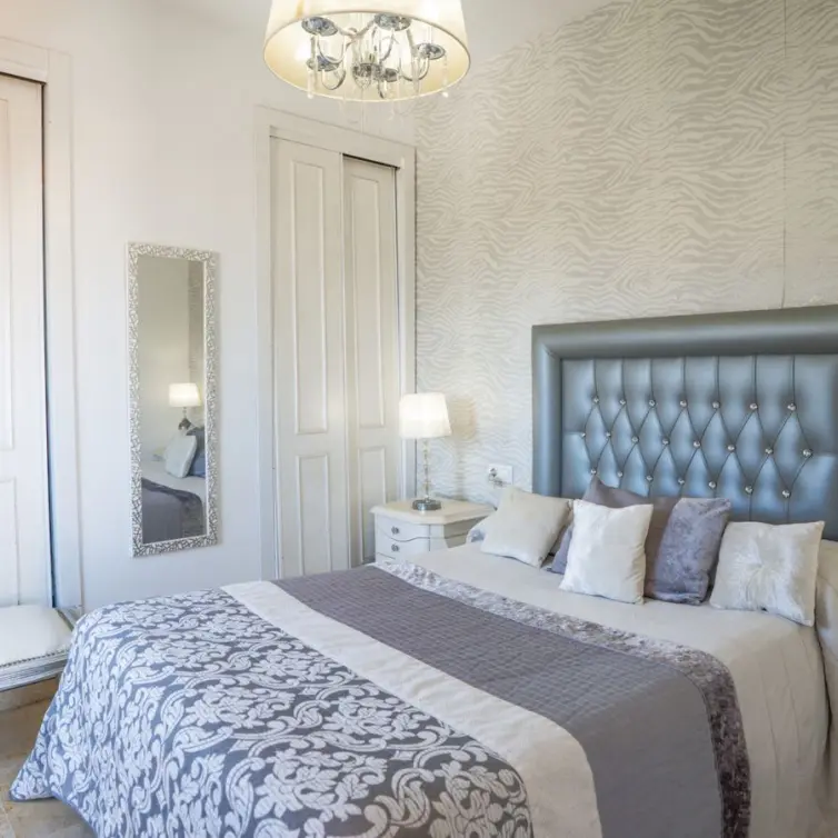 Venta de ático dúplex en Estepona