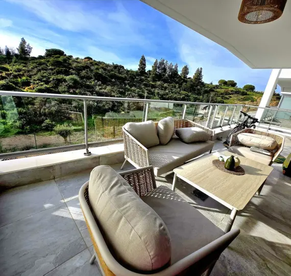 Продажа апартаментов на среднем этаже в Mijas Costa