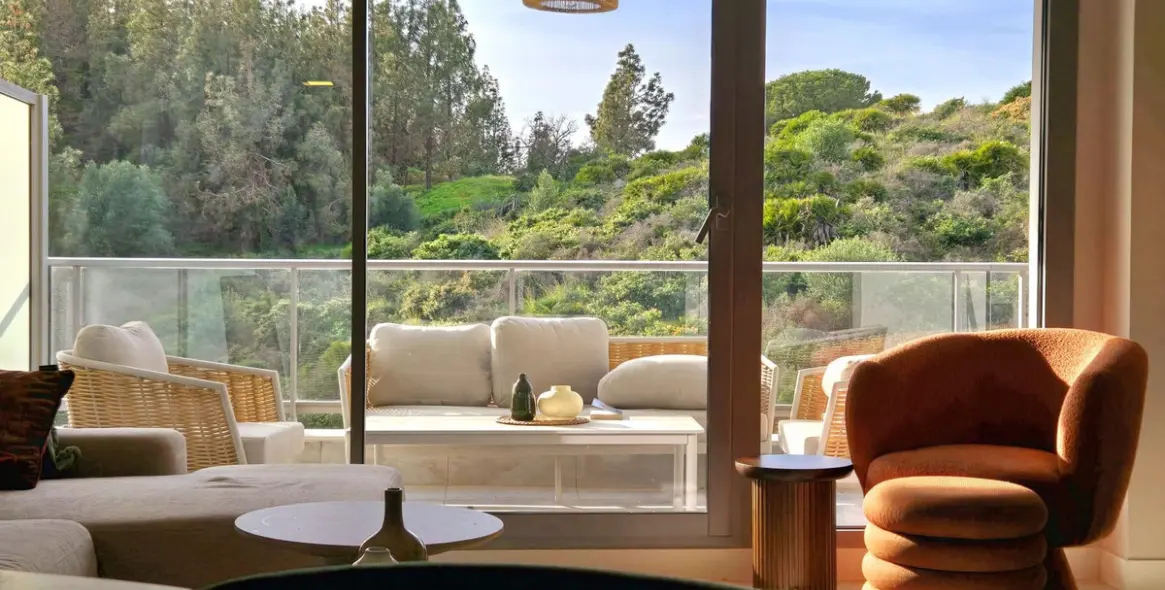 Продажа апартаментов на среднем этаже в Mijas Costa 4