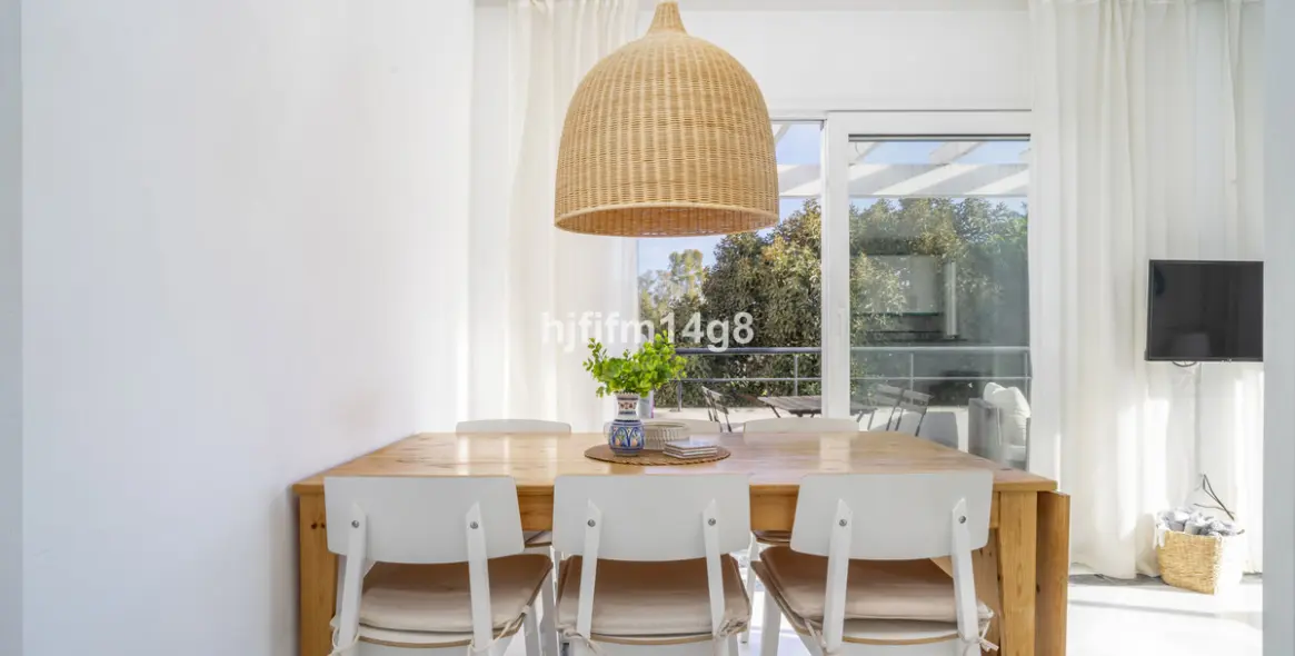 Продажа апартаментов на среднем этаже в Nueva Andalucía 7