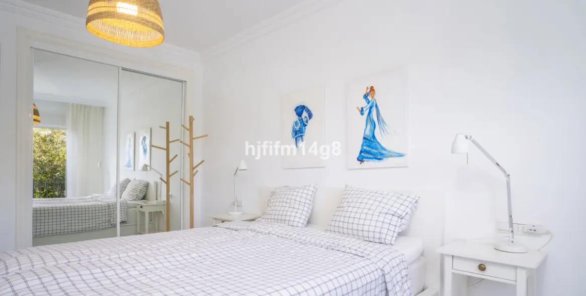 Продажа апартаментов на среднем этаже в Nueva Andalucía 11